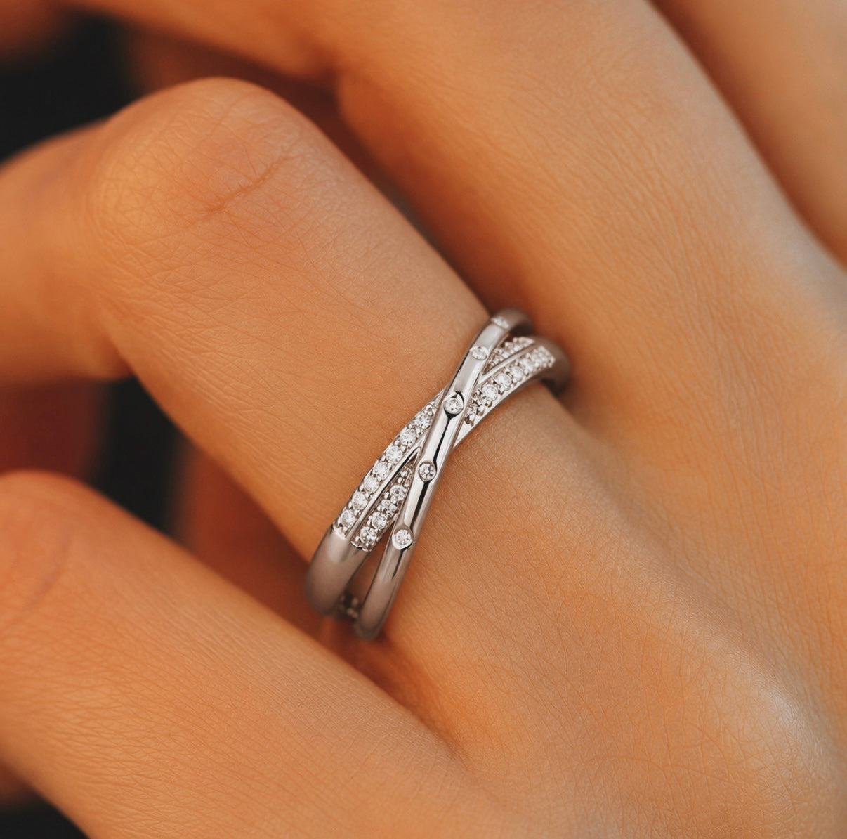 Elegant Silver Crisscross Adjustable Ring