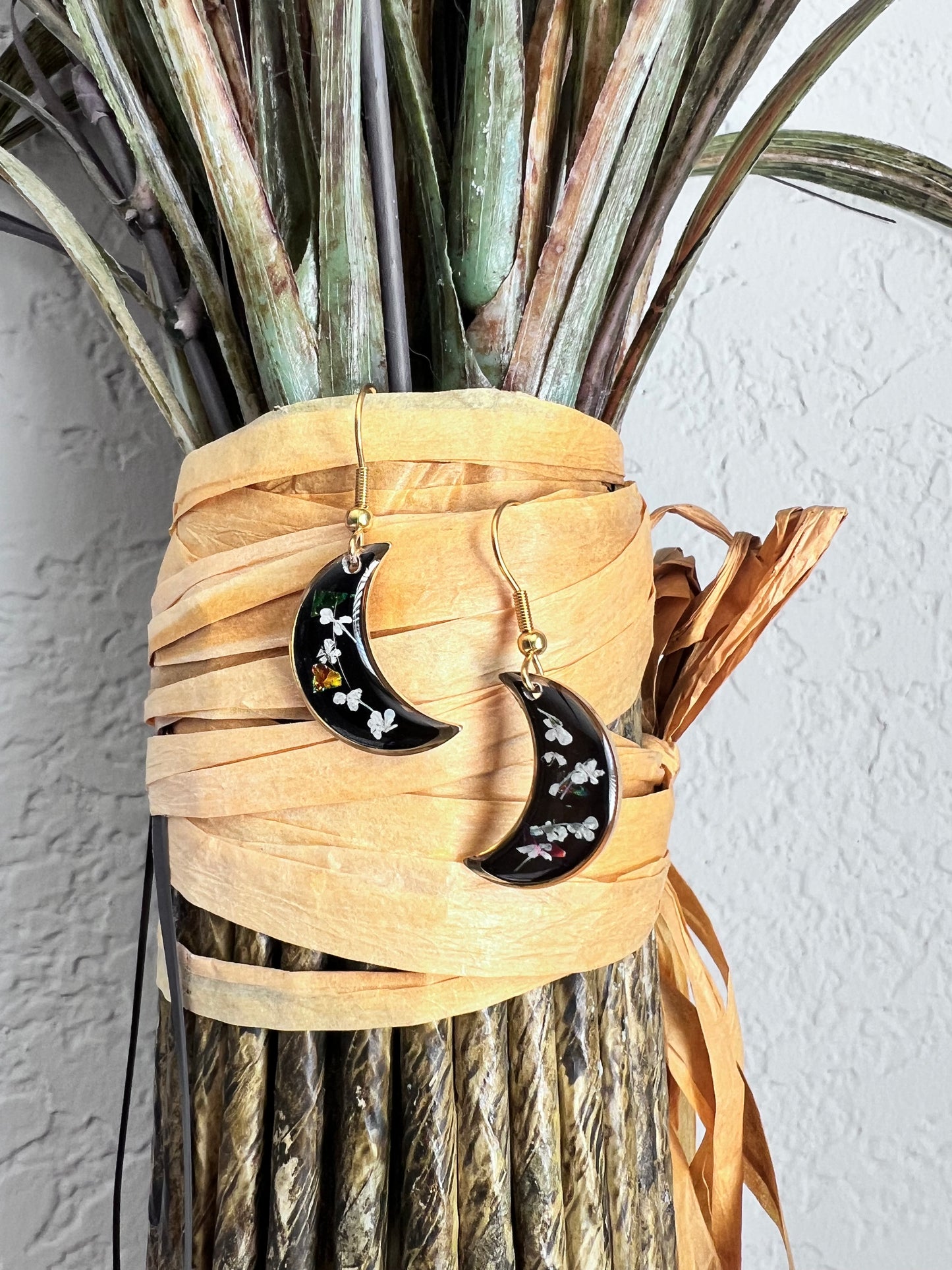 Boho Style Resin and Dried Flower Moon Earrings