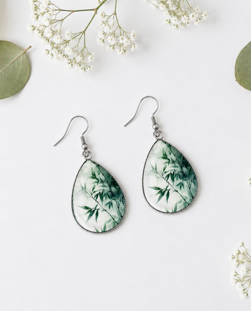 Beautiful Green Bamboo Leaf Teardrop Earrings