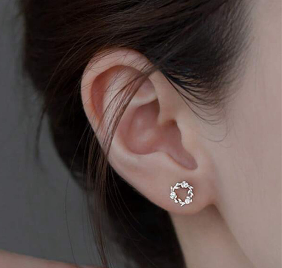 Beautiful Small Circle and Flower Design Stud Earrings