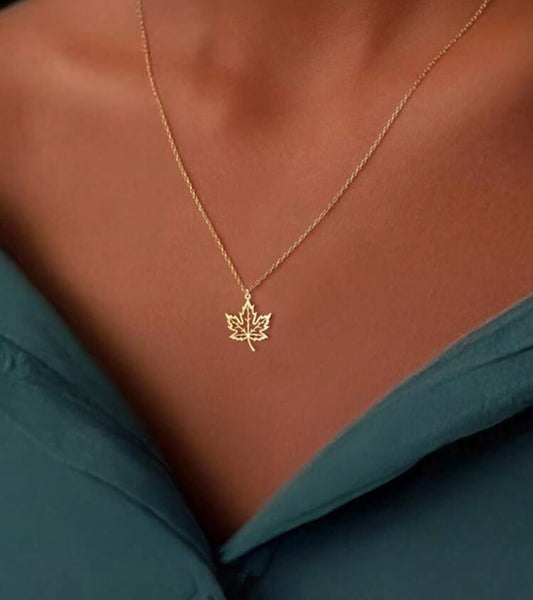 Beautiful Gold Maple Leaf Necklace