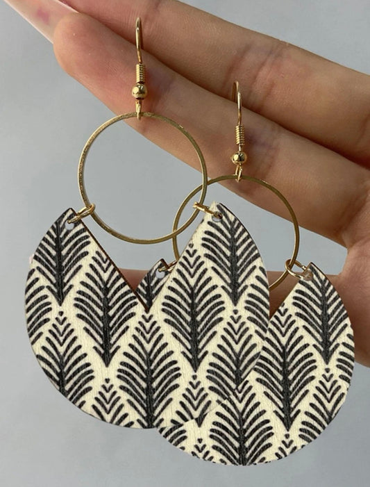 Beautiful Black and White Leaf Pattern Earrings