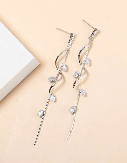 Beautiful Silver Leaf Drop Earrings