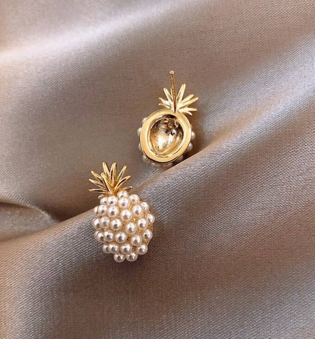 Beautiful Pearl Pineapple Earrings