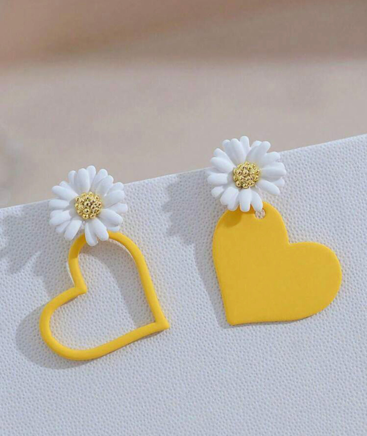 Beautiful Yellow Heart and Daisy Earrings