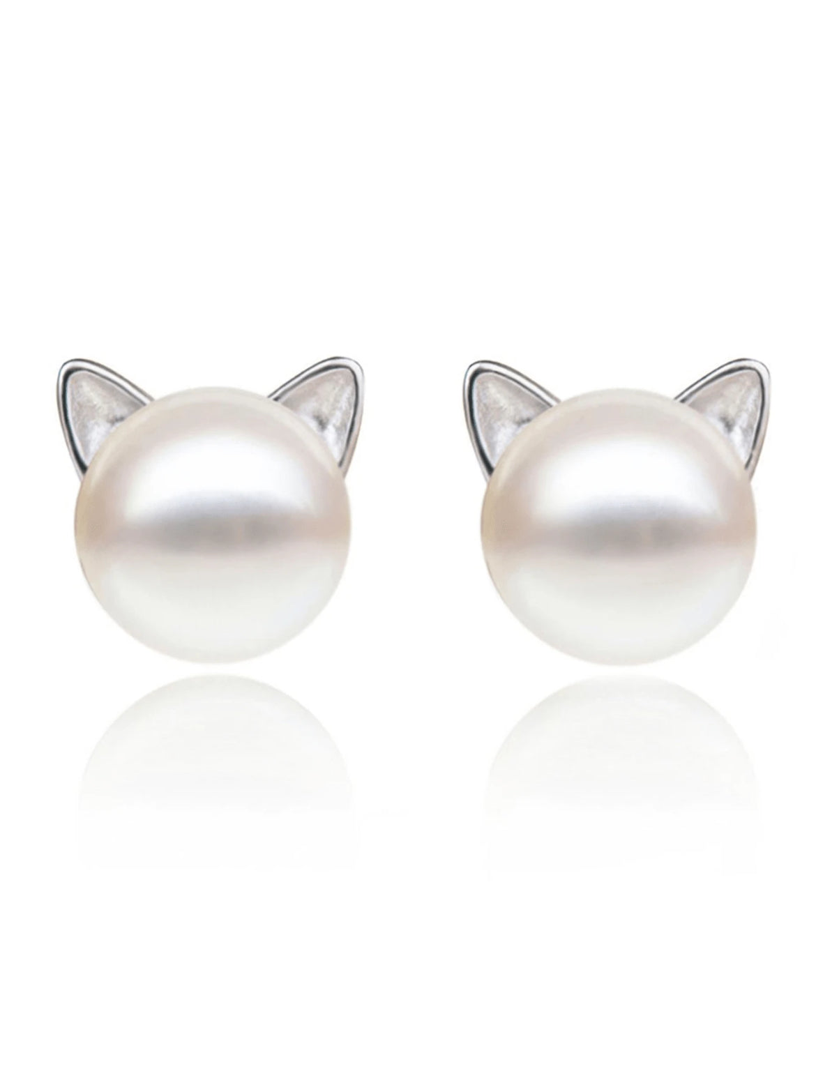 Beautiful Pearl Cat Earrings