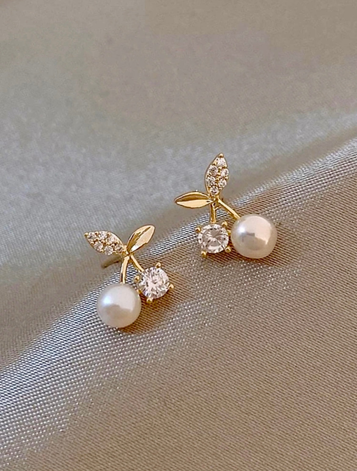 Beautiful Rhinestone and Pearl Cherry Earrings