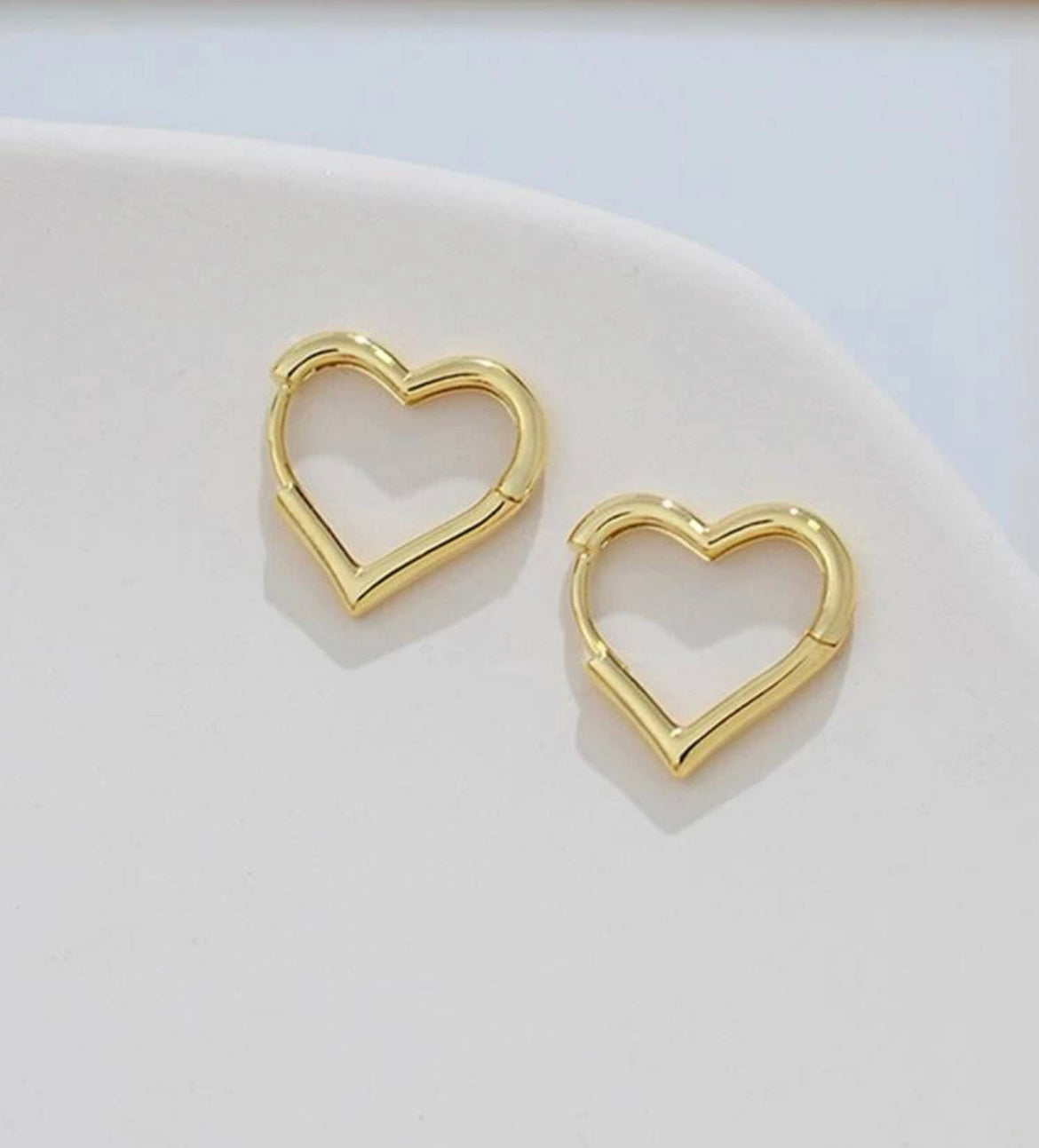 Gold or Silver Heart Huggies