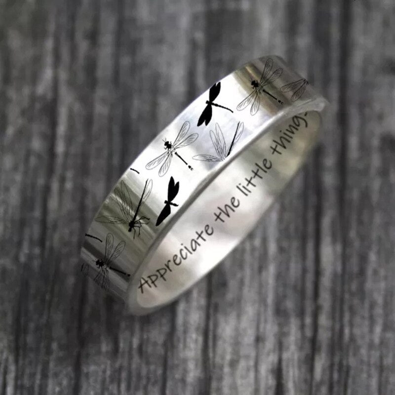 Beautiful Engraved Vintage Dragonfly Ring